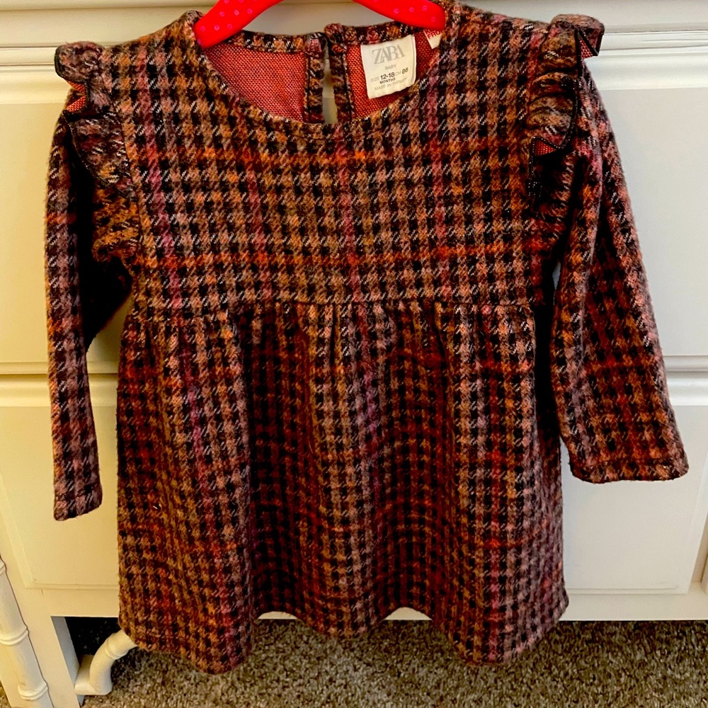 Zara 12-18 month dress ( thicker material)